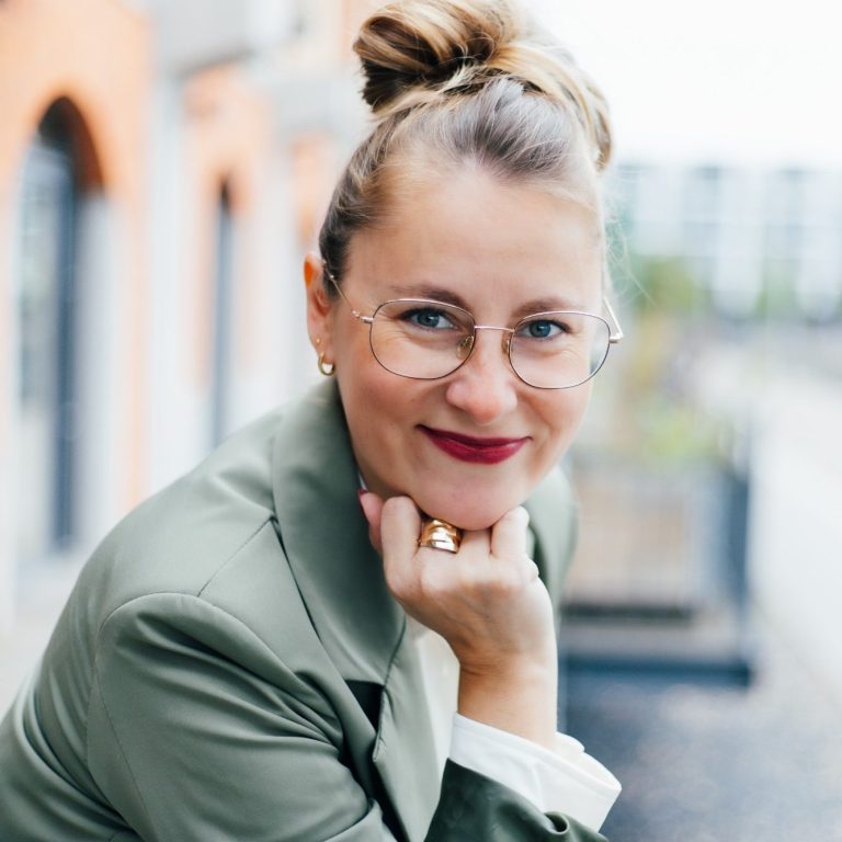 Monika Bruss bietet praxisnahe Gründungsberatung und Business Coaching für Gründer und Selbstständige.